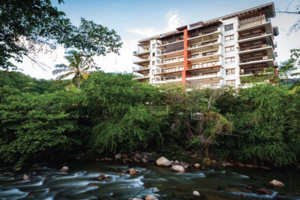 Oasis, Puerto Vallarta